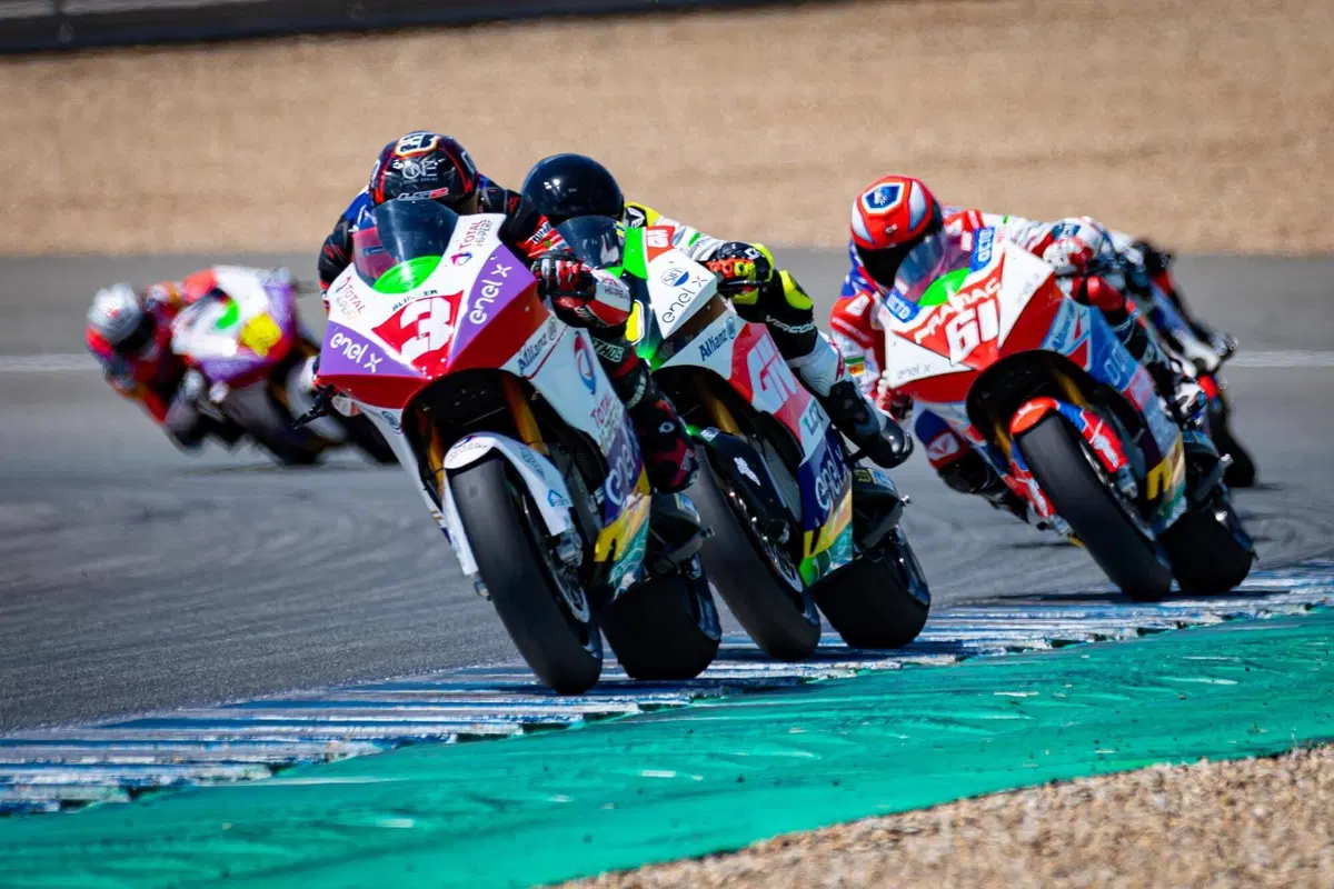 Test MotoE. Domina Aegerter, miglior crono di Granado (21)