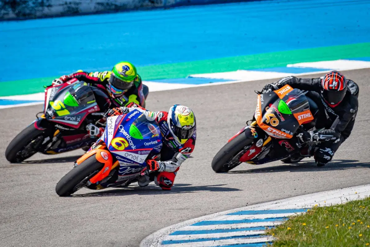 Test MotoE. Domina Aegerter, miglior crono di Granado (27)