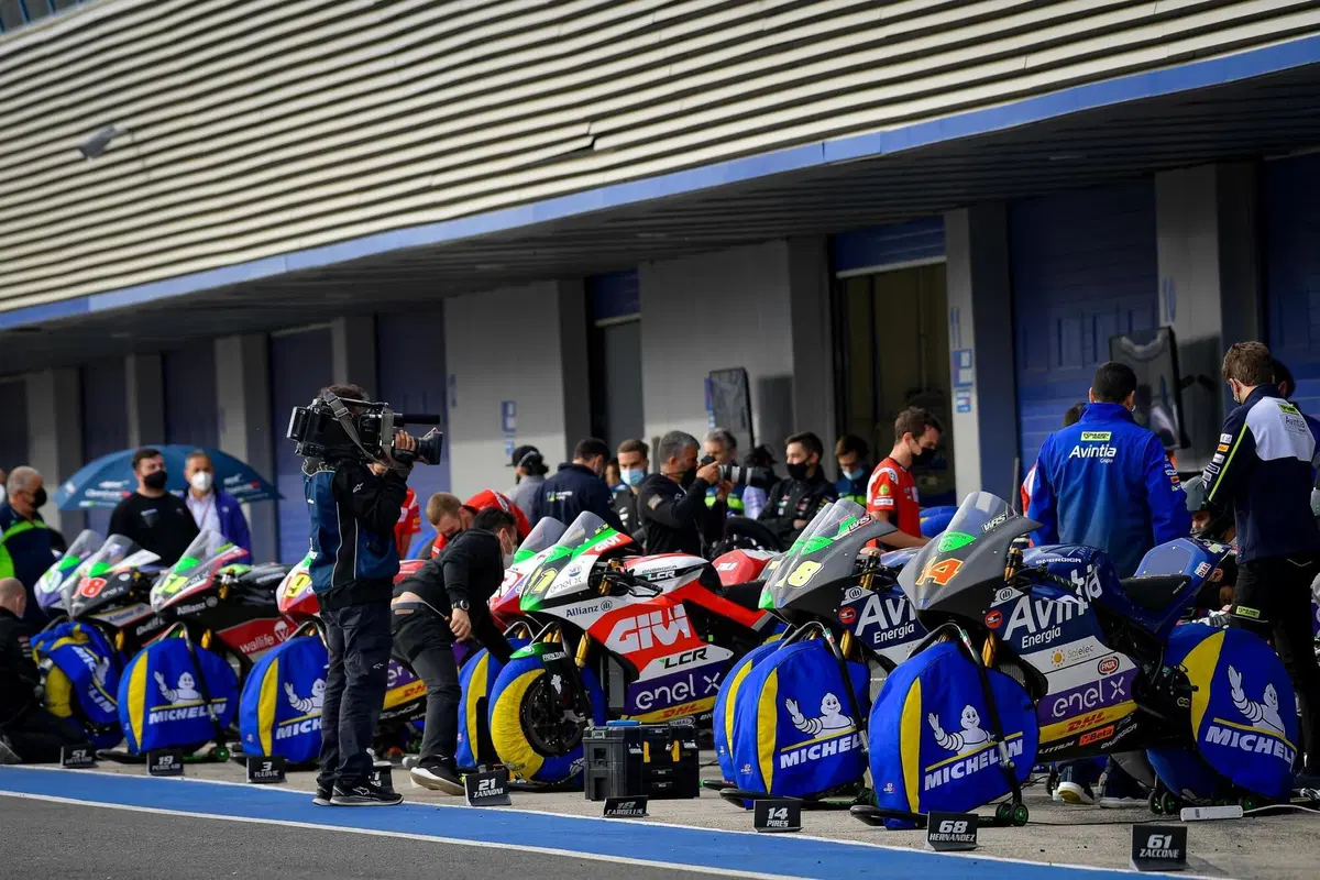 Test MotoE. Domina Aegerter, miglior crono di Granado (40)