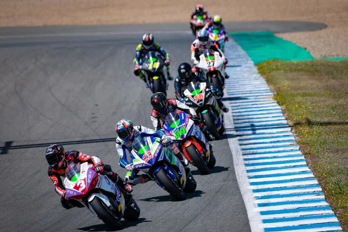Test MotoE. Domina Aegerter, miglior crono di Granado (38)