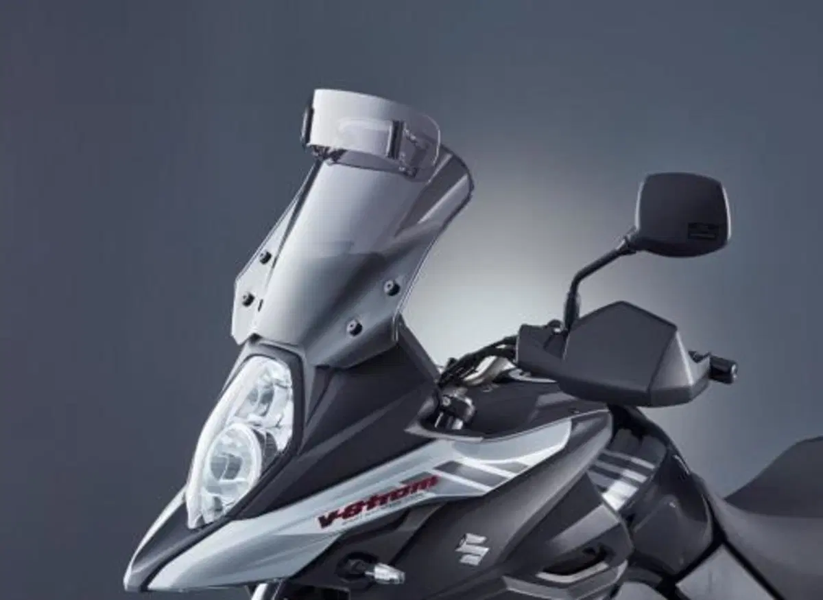 Suzuki include il nuovo pacchetto Freedom nella gamma V-Strom 650