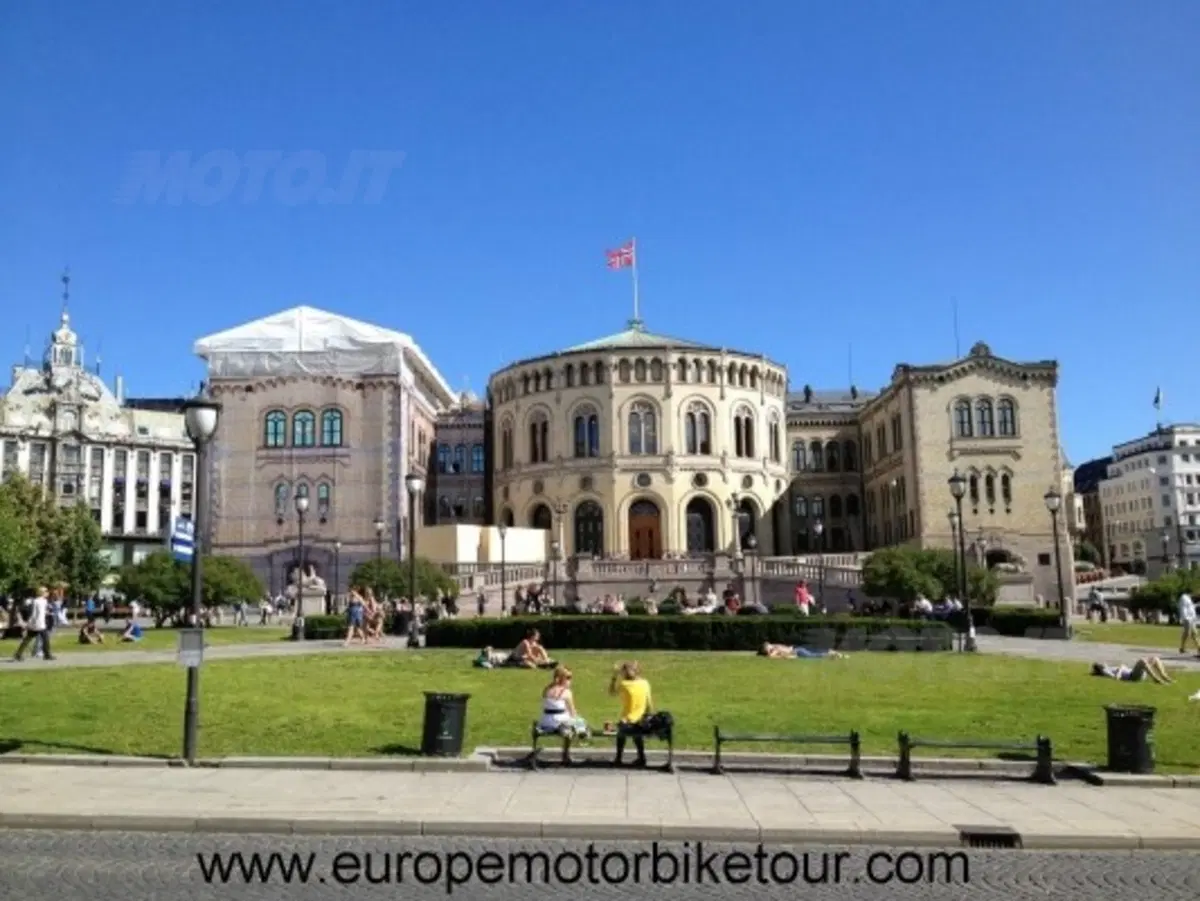 Viaggi. Europe Motorbike Tour: 27 Capitali europee in moto (69)