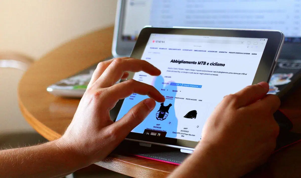 Athena: è online il nuovo e-commerce
