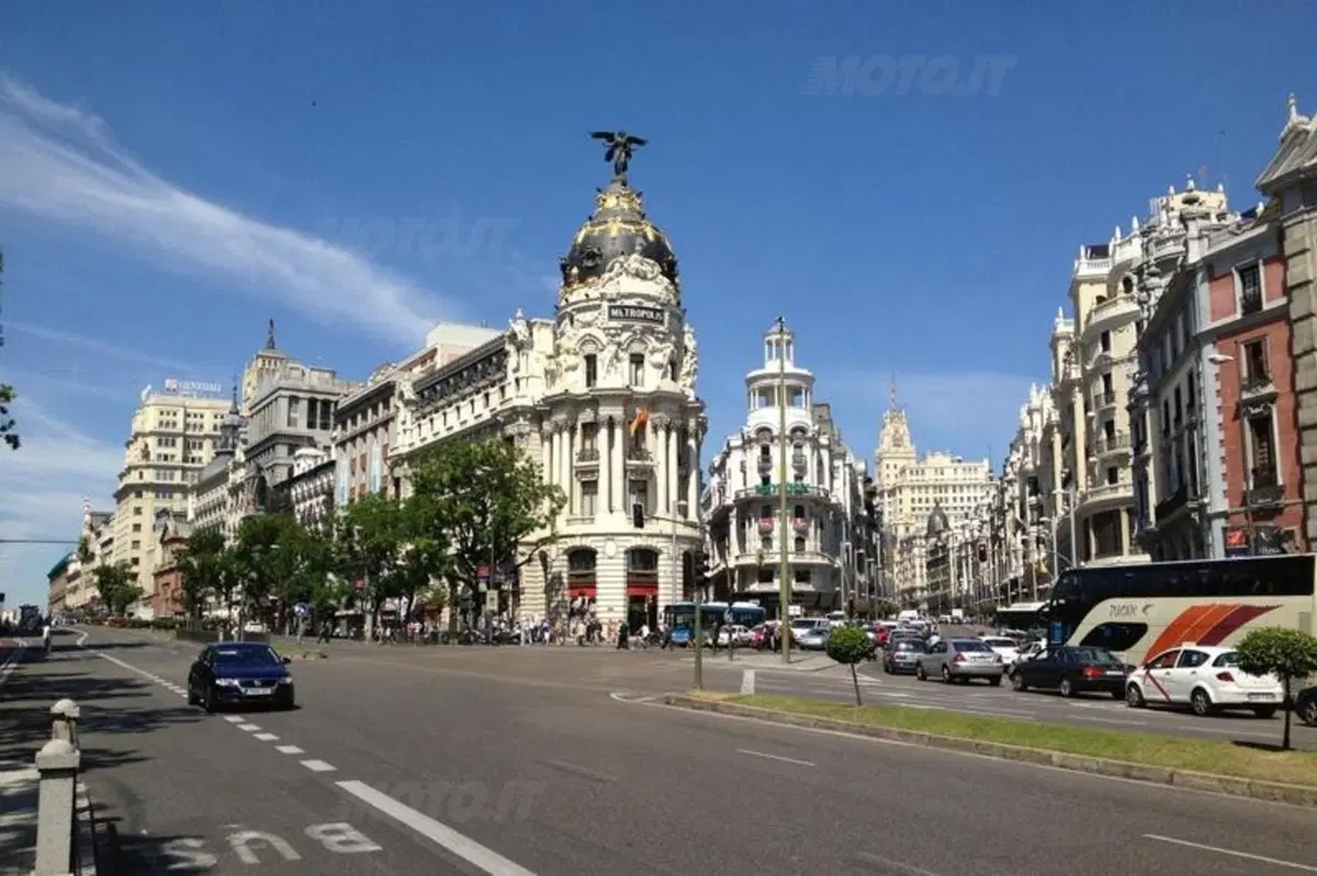 Viaggi. Europe Motorbike Tour: 27 Capitali europee in moto (132)