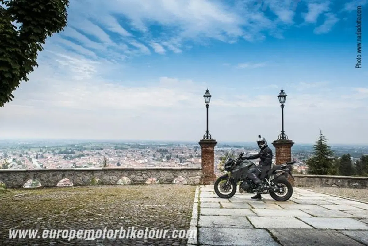 Viaggi. Europe Motorbike Tour: 27 Capitali europee in moto (151)