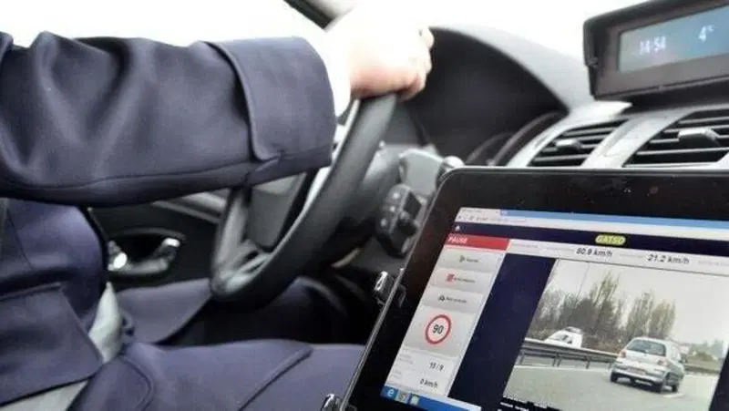 Multe velocit&agrave;: radar mobili affidati a societ&agrave; private in Francia