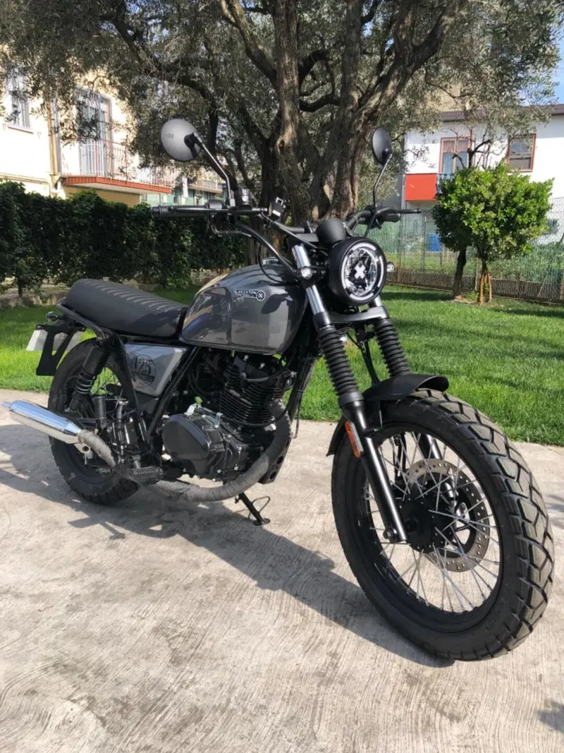Brixton Motorcycles Cromwell 125 CBS (2021 - 26) (5)