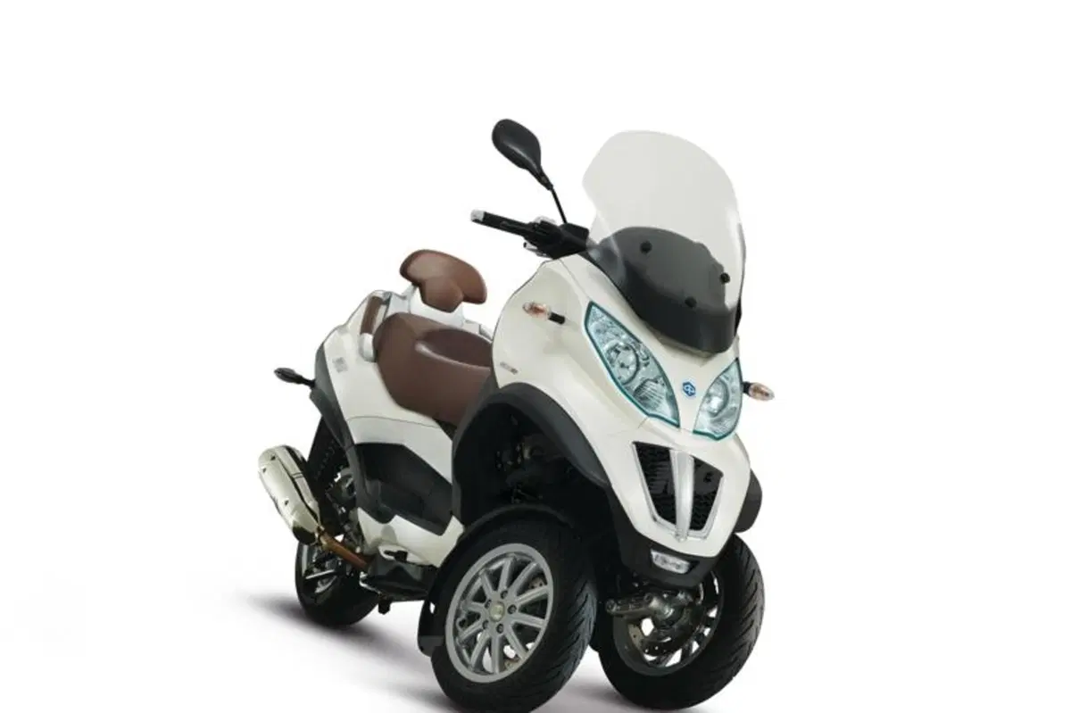 Piaggio MP3 LT 2013 Sport e Business (4)