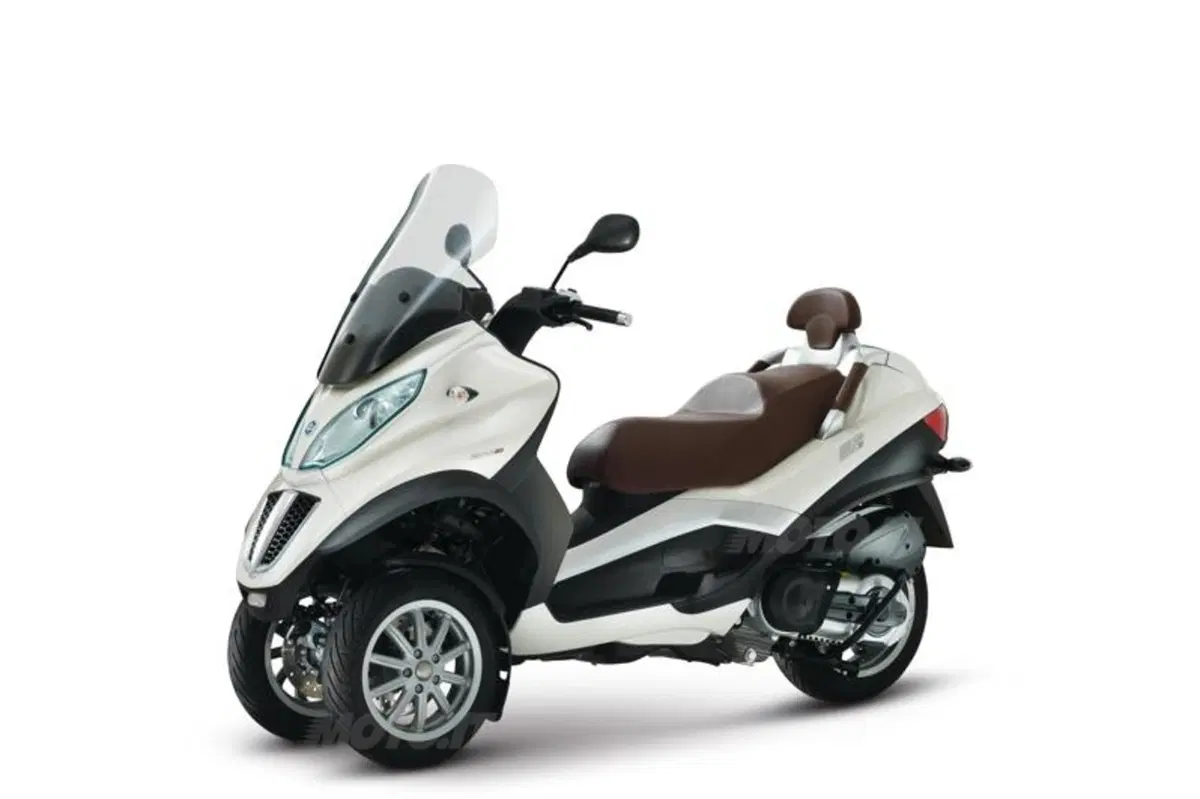 Piaggio MP3 LT 2013 Sport e Business (9)