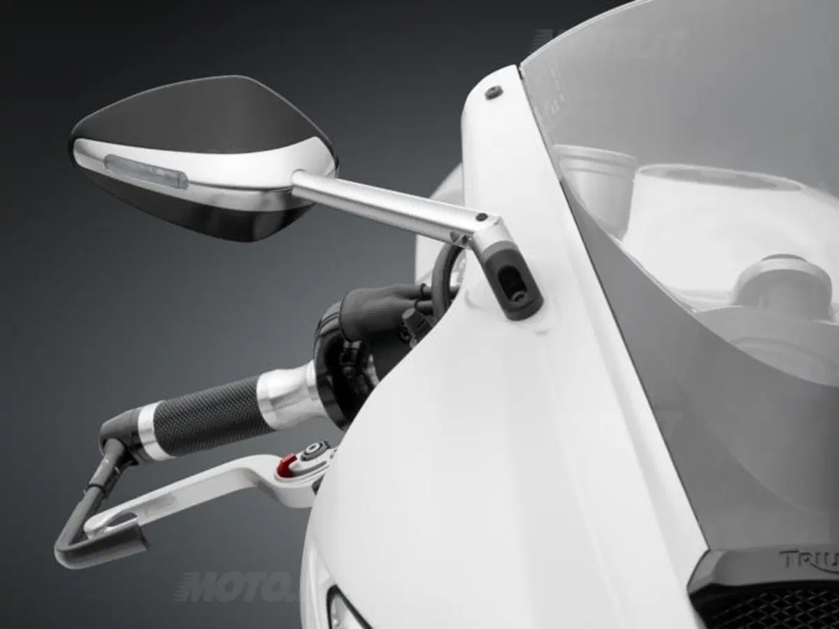 Rizoma presenta Veloce L, lo specchio per moto sportive