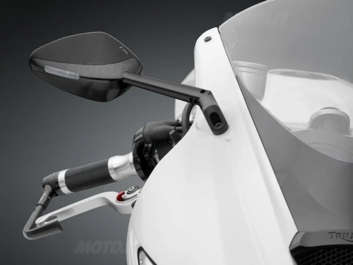 Rizoma presenta Veloce L, lo specchio per moto sportive (3)