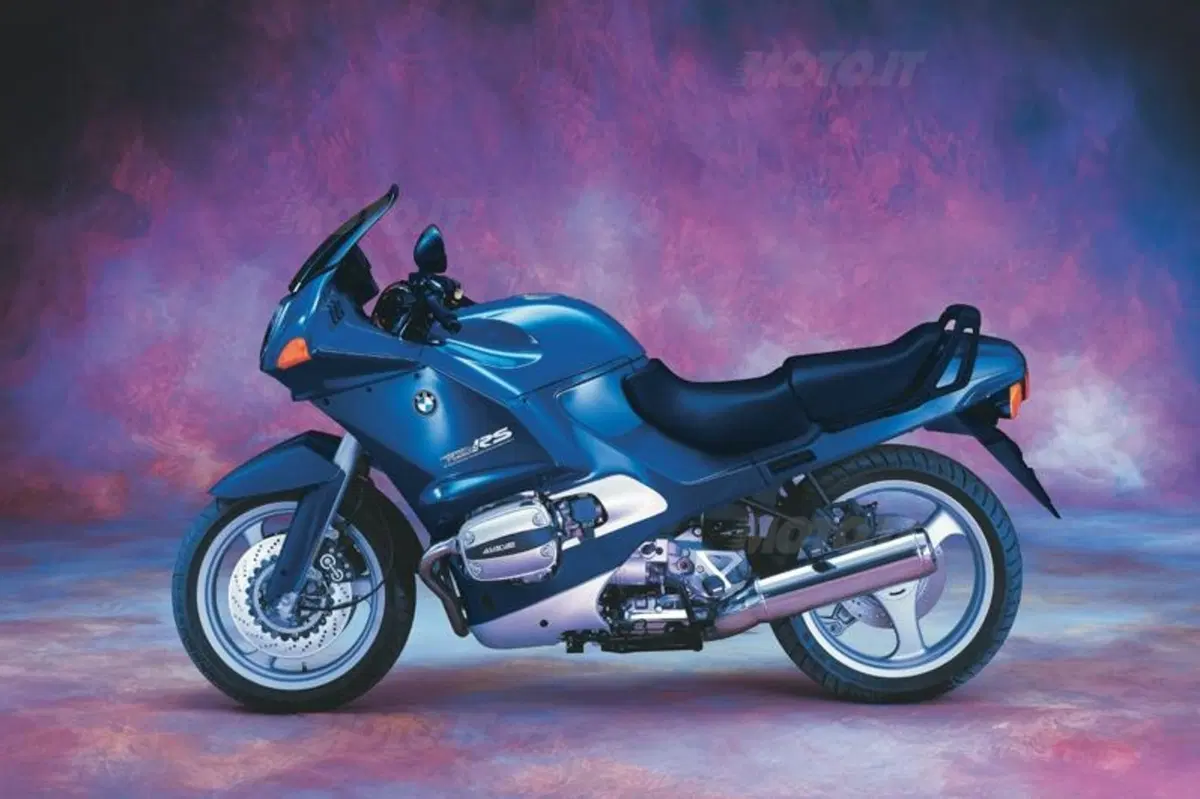 1993. Anno difficile, Gilera chiude ma EICMA esalta il Made in Italy (14)