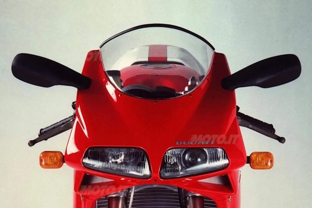 1993. Anno difficile, Gilera chiude ma EICMA esalta il Made in Italy (23)