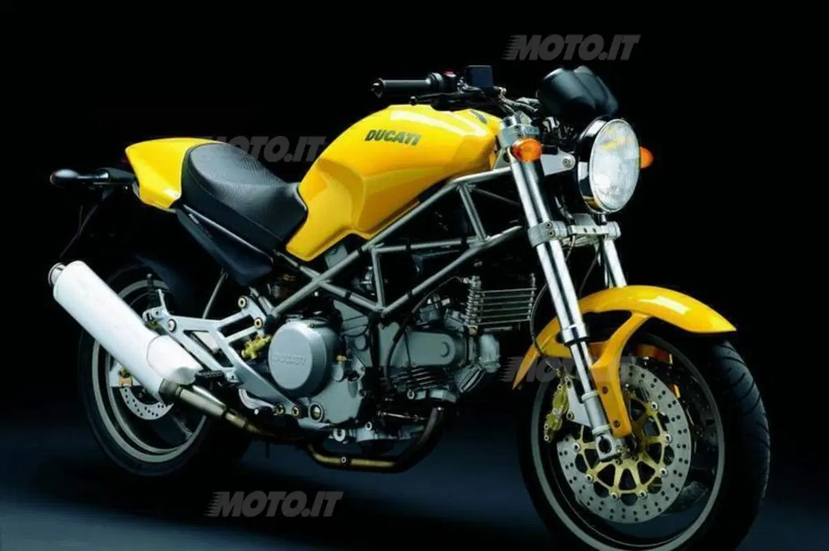 1993. Anno difficile, Gilera chiude ma EICMA esalta il Made in Italy (25)
