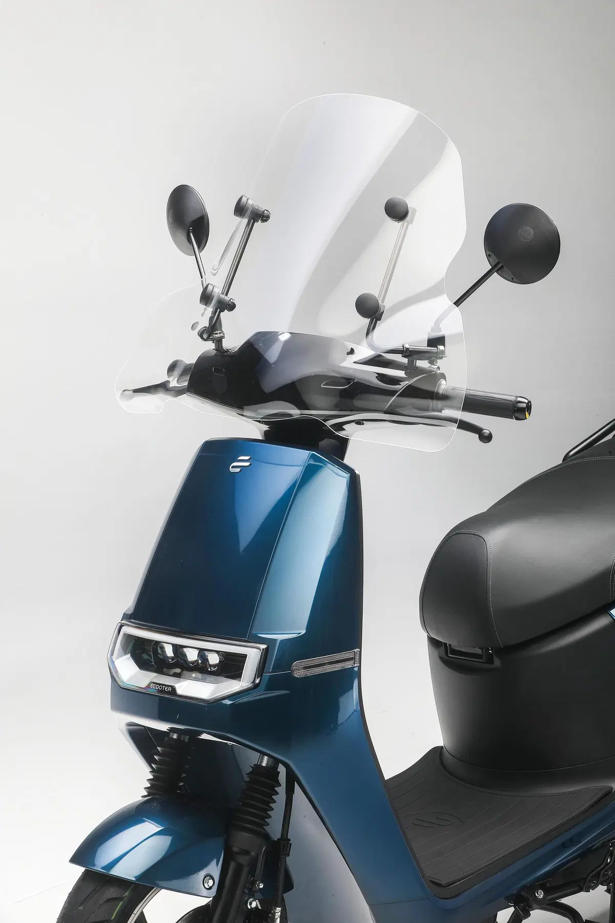 Italy2Volt lancia sul mercato italiano gli scooter elettrici Ecooter E2  (24)