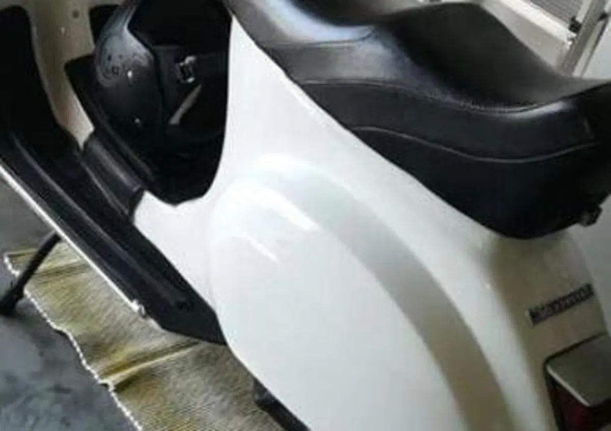 Treviso, ladro ruba una Vespa e la "scambia" con la sua bici