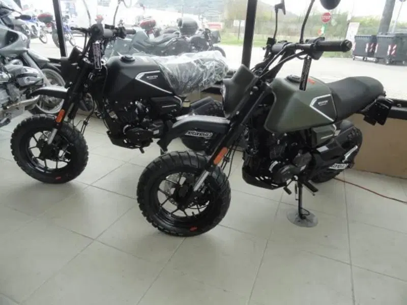 Brixton Motorcycles Crossfire 125 XS (2021 - 26) (14)