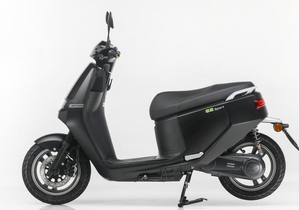 Ecooter E2 Sport Plus (2021 - 22) (2)