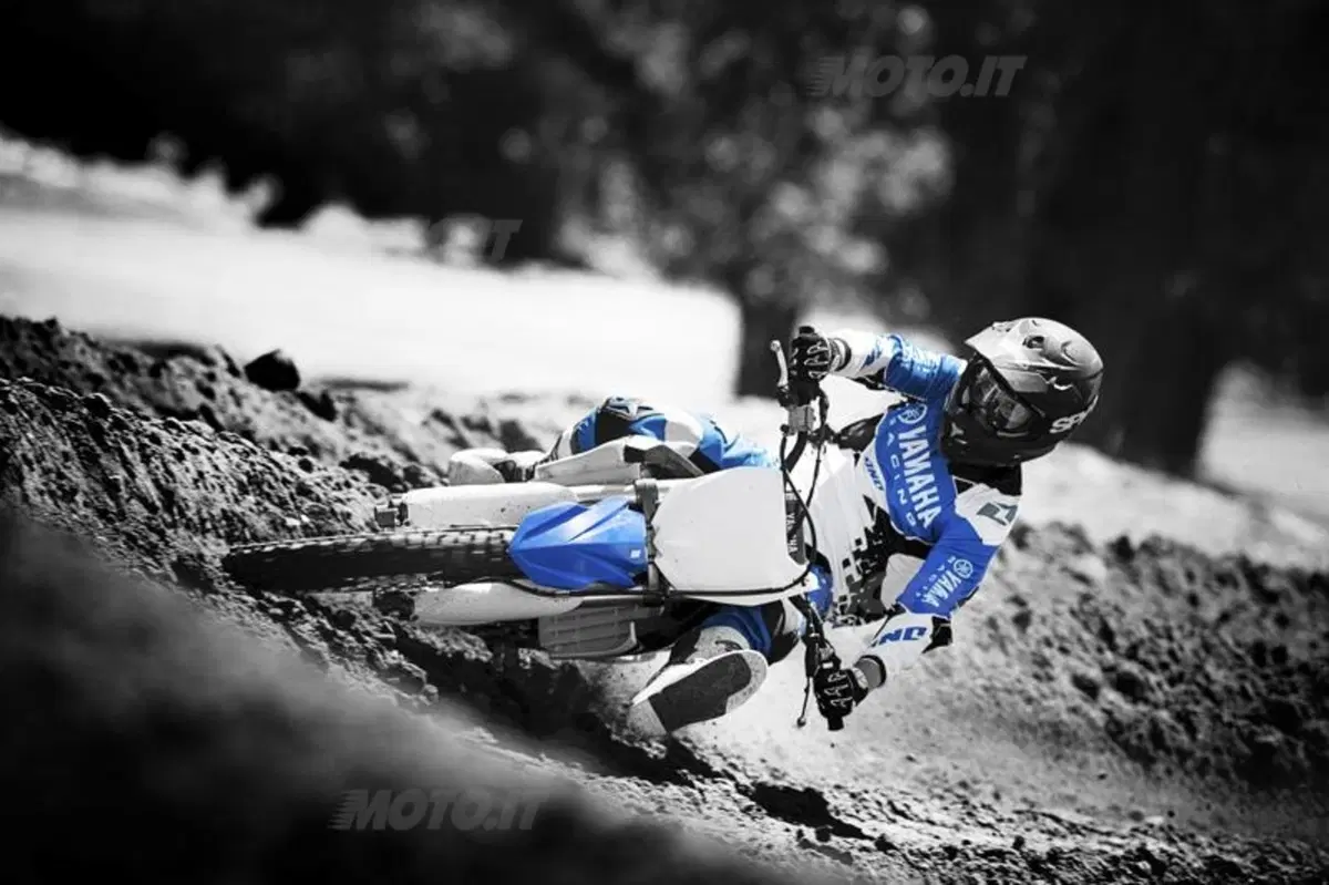 Yamaha YZF250 e YZF450 2014 (3)