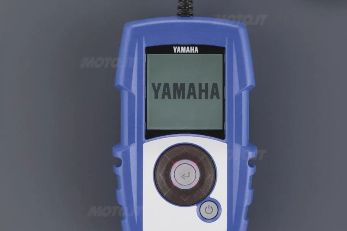 Yamaha YZF250 e YZF450 2014 (16)