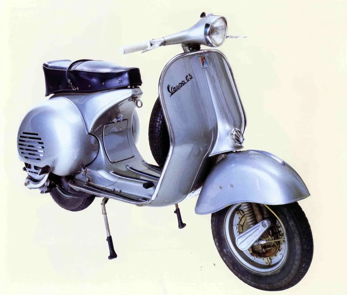Tanti Auguri Vespa! Lo scooter più famoso al mondo compie 75 anni [GALLERY] (10)