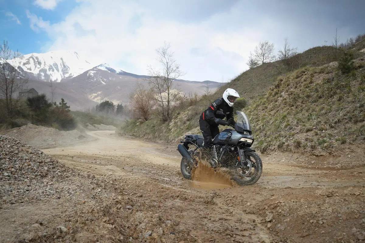 Harley-Davidson Pan America 1250 TEST: una Harley così non l'avevo mai guidata! (7)