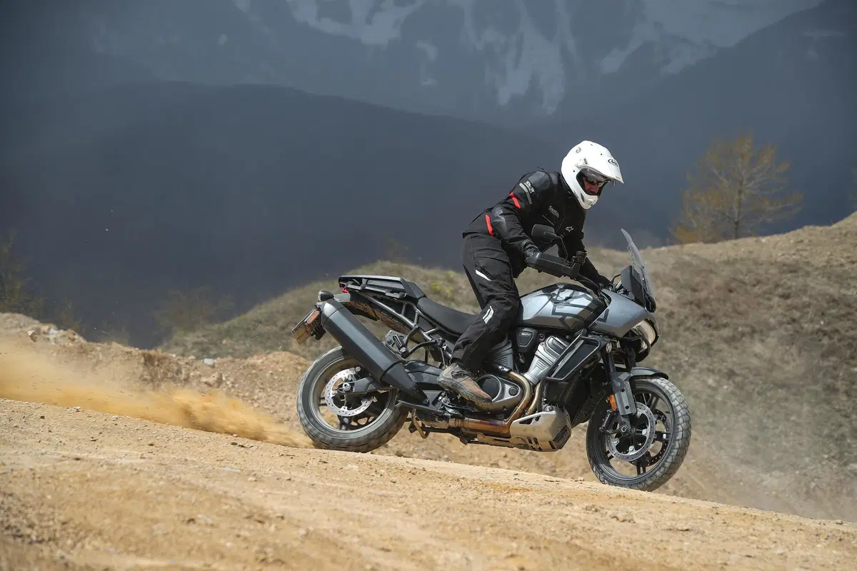 Harley-Davidson Pan America 1250 TEST: una Harley così non l'avevo mai guidata! (11)
