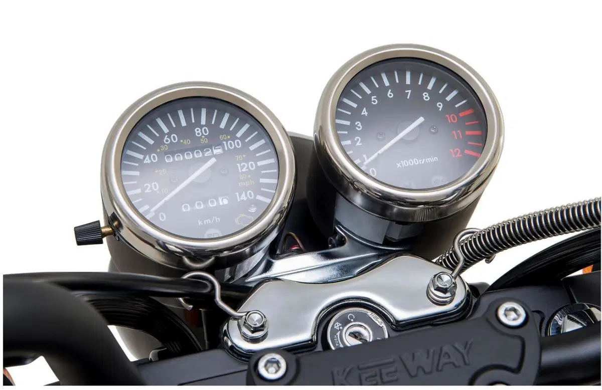 Keeway Superlight 125 Euro 5. La cruiser sempre forte nel prezzo (9)
