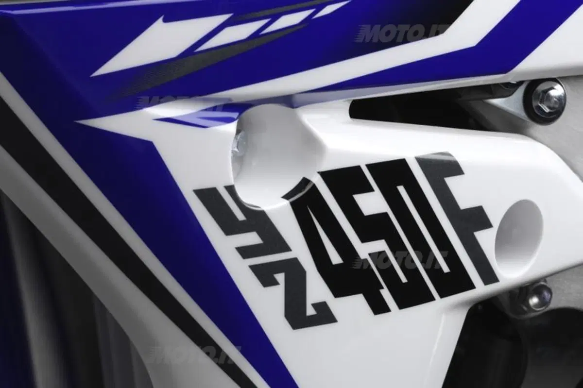 Yamaha YZF250 e YZF450 2014 (41)