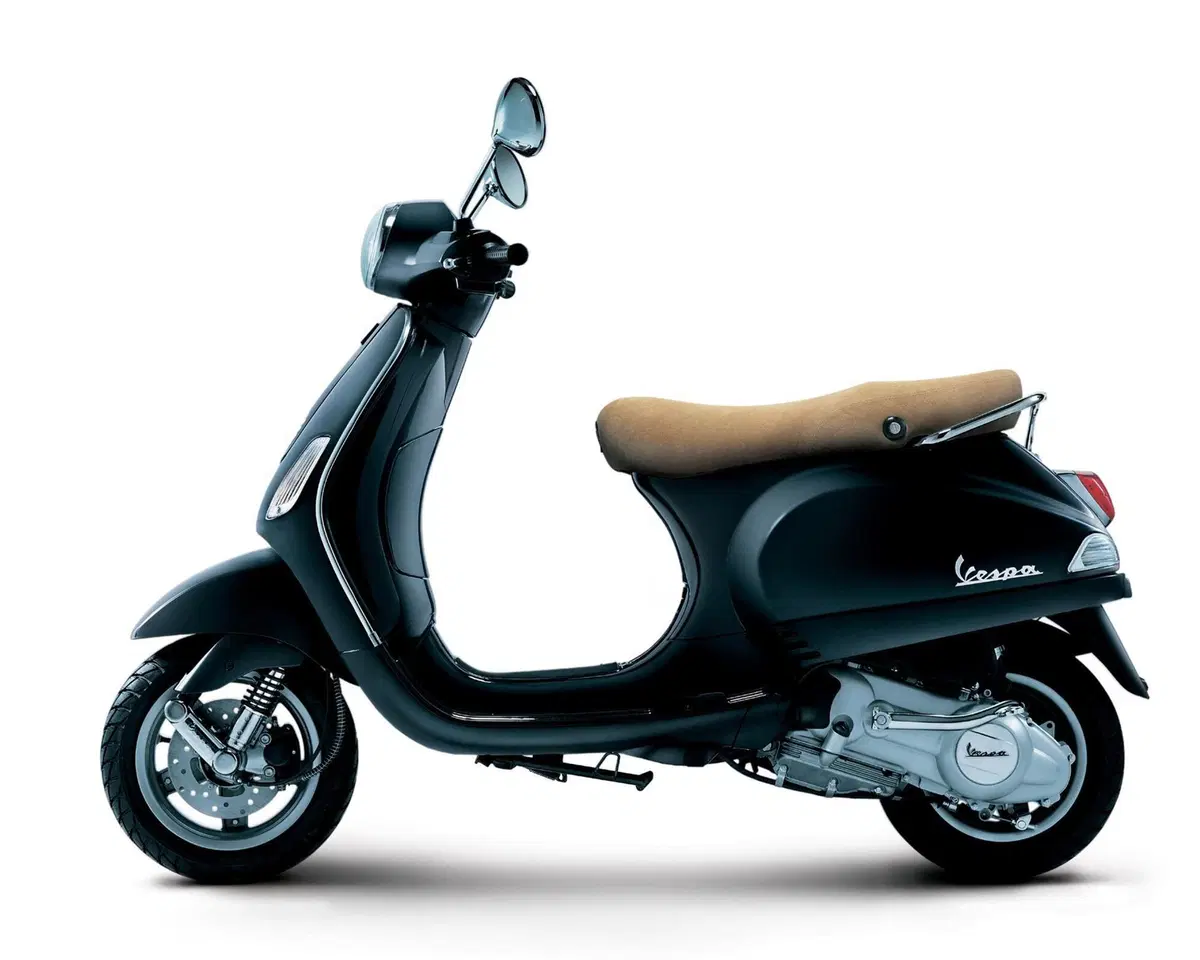 Tanti Auguri Vespa! Lo scooter più famoso al mondo compie 75 anni [GALLERY] (41)