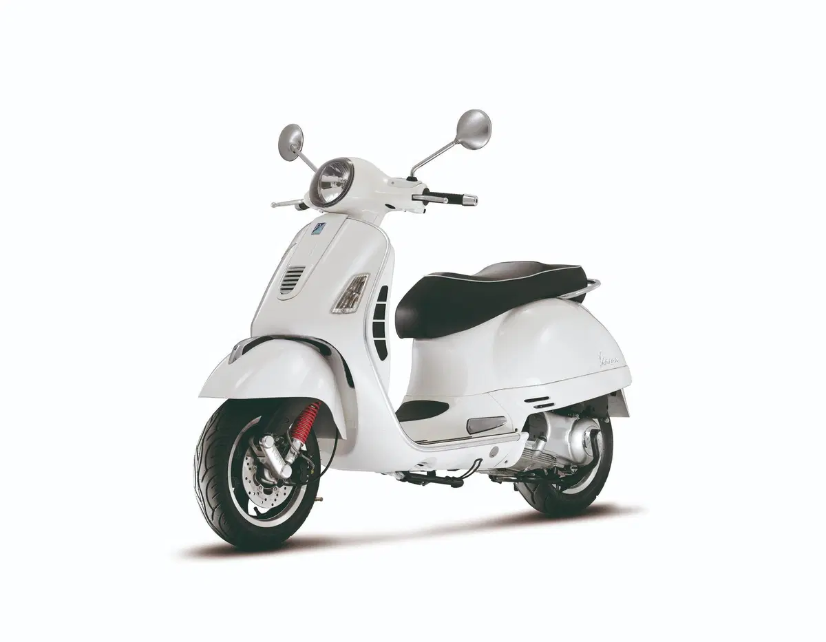 Vespa Story: i suoi primi 75 anni (39)