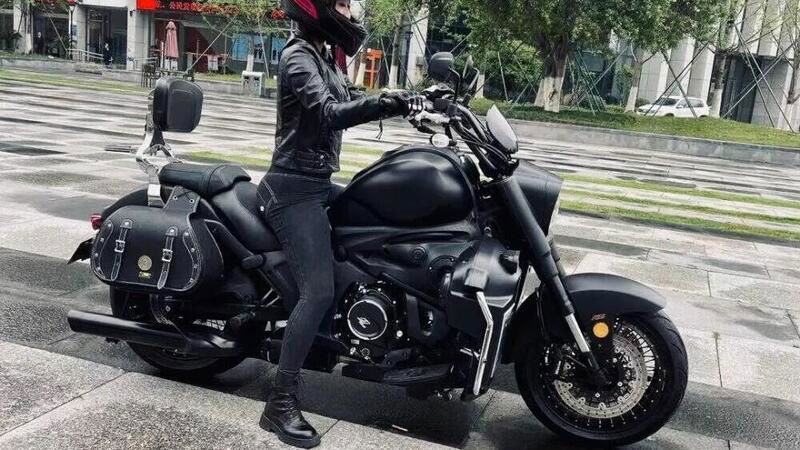 Moxiao ci riprova con una Cruiser 650 in stile H-D