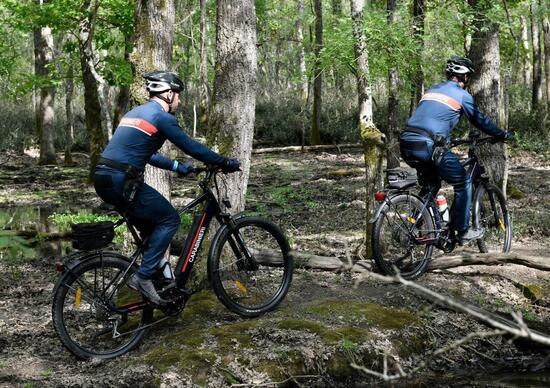 Svelata l'eBike dei Carabinieri prodotta dall'italiana FIVE