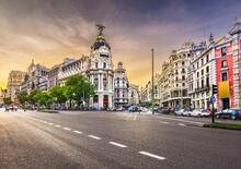 Madrid, via libera alle corsie riservate alle moto