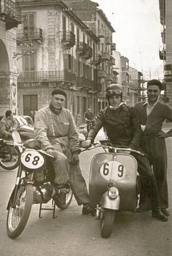 Anche la Paris-Dakar e i raid hanno fatto la storia della Vespa (7)