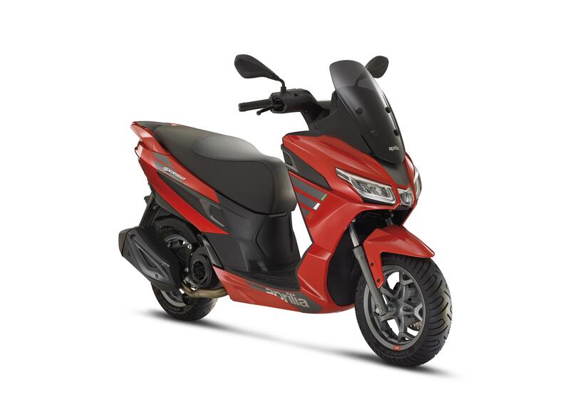 Nuovo Aprilia SXR 50. Lo scooter urbano dallo stile sportivo