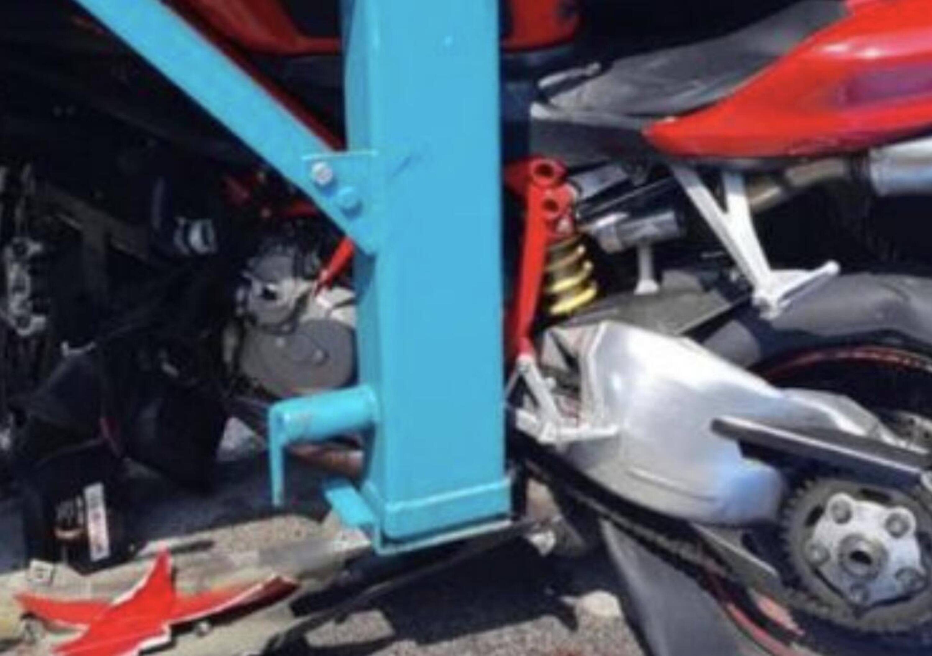 Vicenza: scontro con un camion, motociclista muore sul colpo