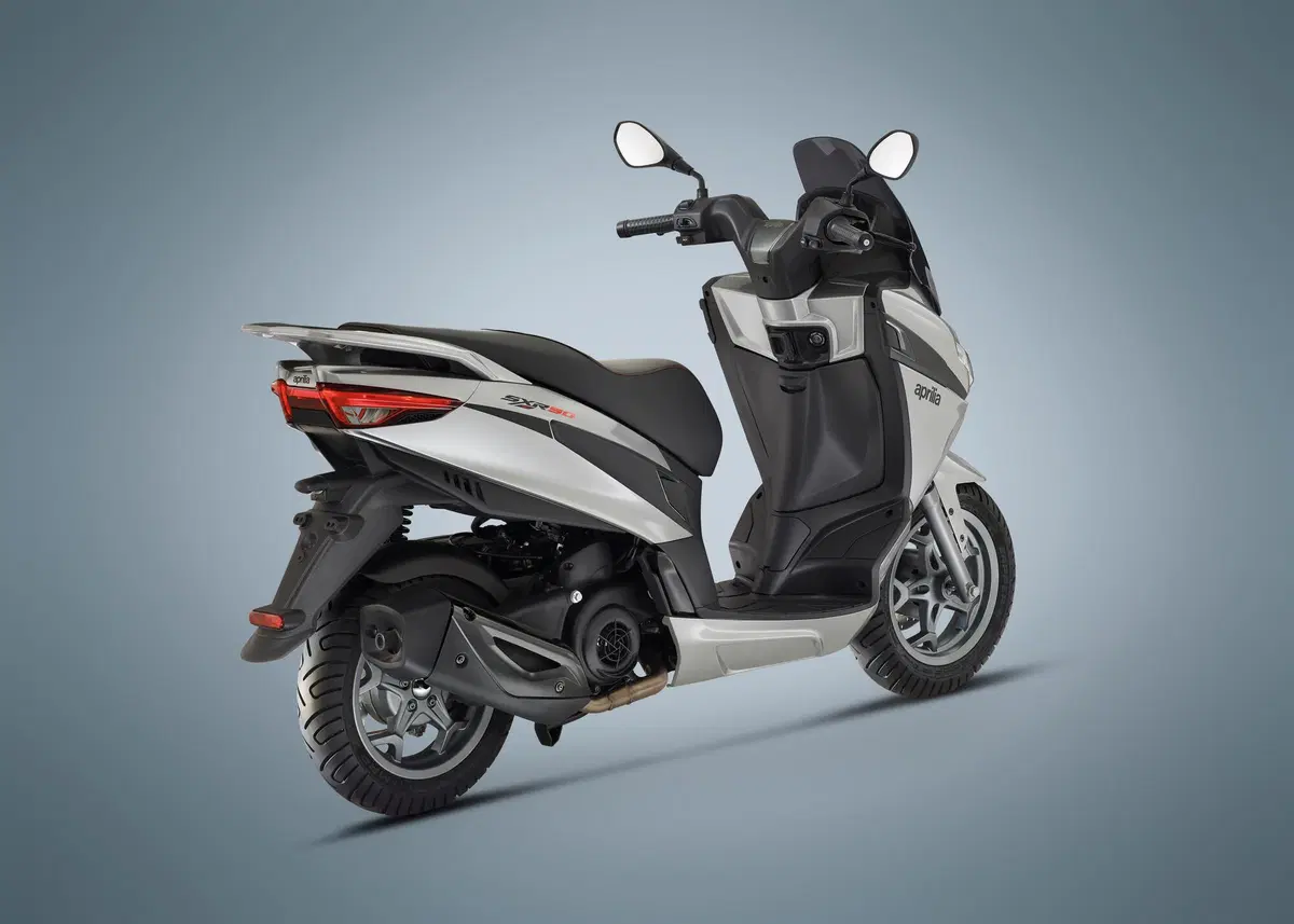 Nuovo Aprilia SXR 50. Lo scooter urbano dallo stile sportivo (6)