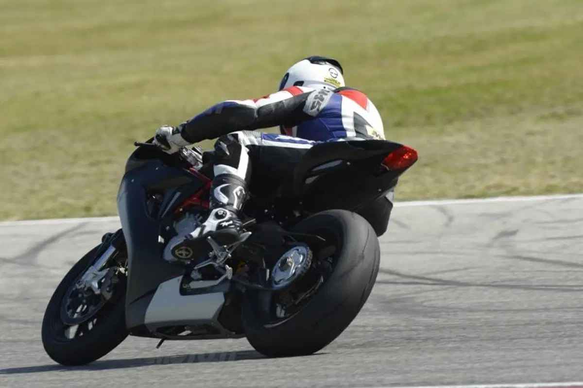 MV Agusta F3 800 (19)