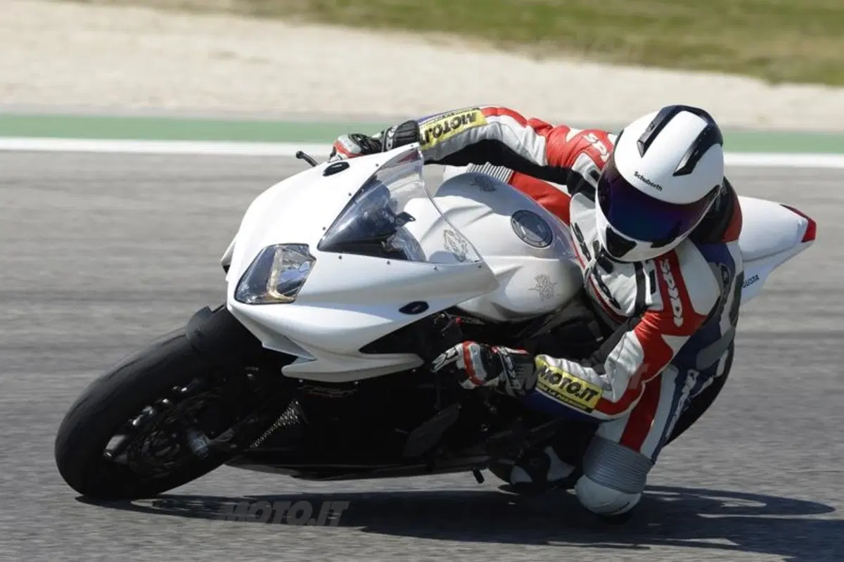 MV Agusta F3 800 (21)