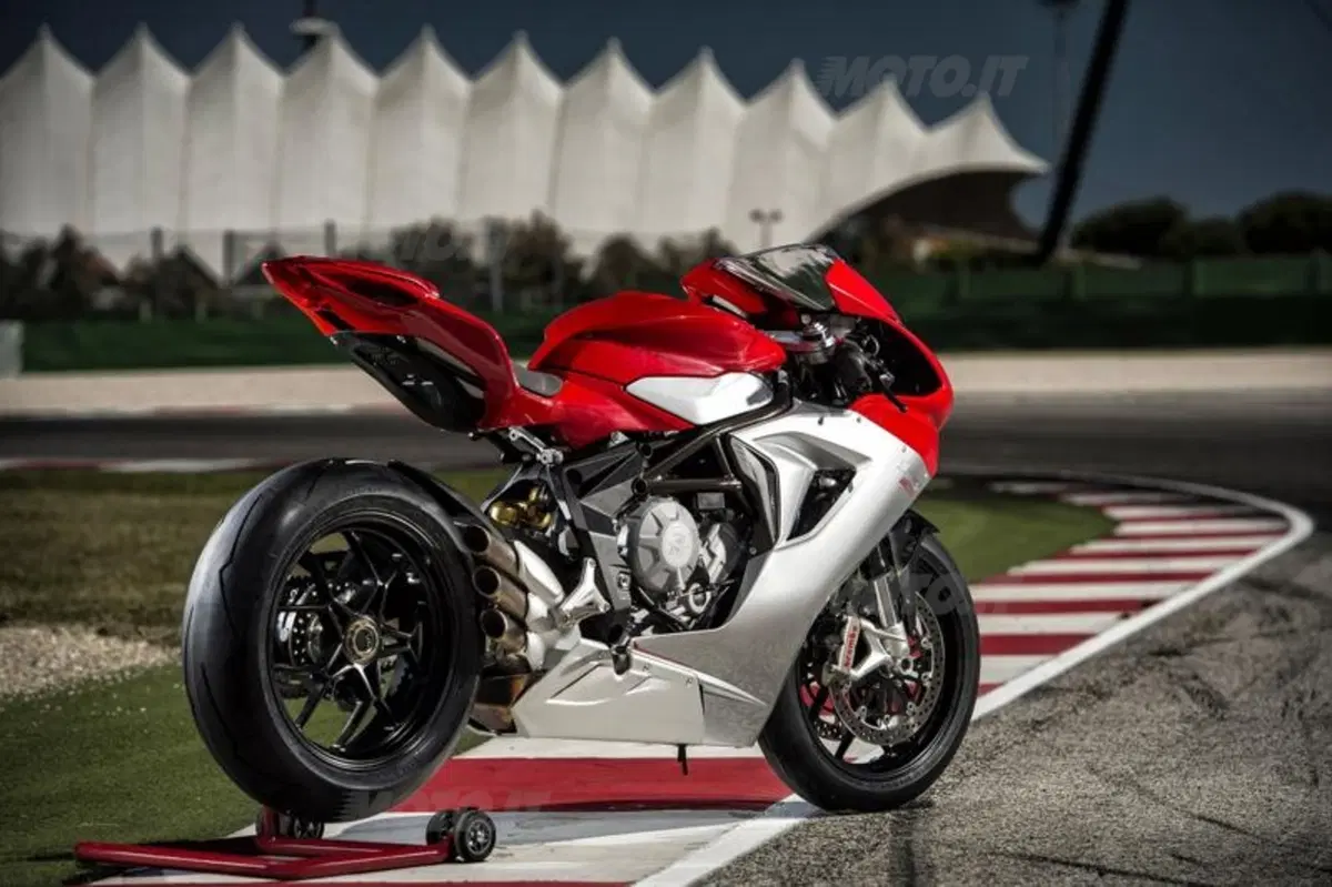 MV Agusta F3 800 (27)