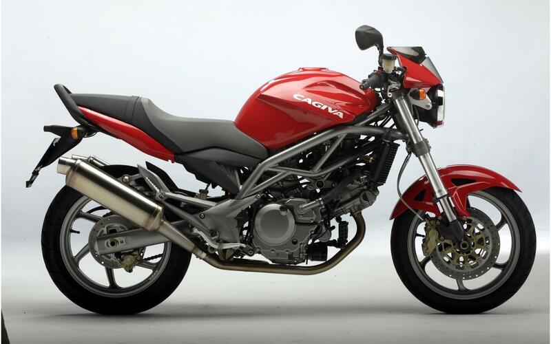 La Cagiva Raptor &egrave; stata proposta anche con motore 650, sempre costruito dalla Suzuki e sempre con i cilindri a V di 90&deg;. L&rsquo;eccellente ciclistica, basata su di uno splendido telaio a traliccio in tubi di acciaio, assicurava superlative doti di guida