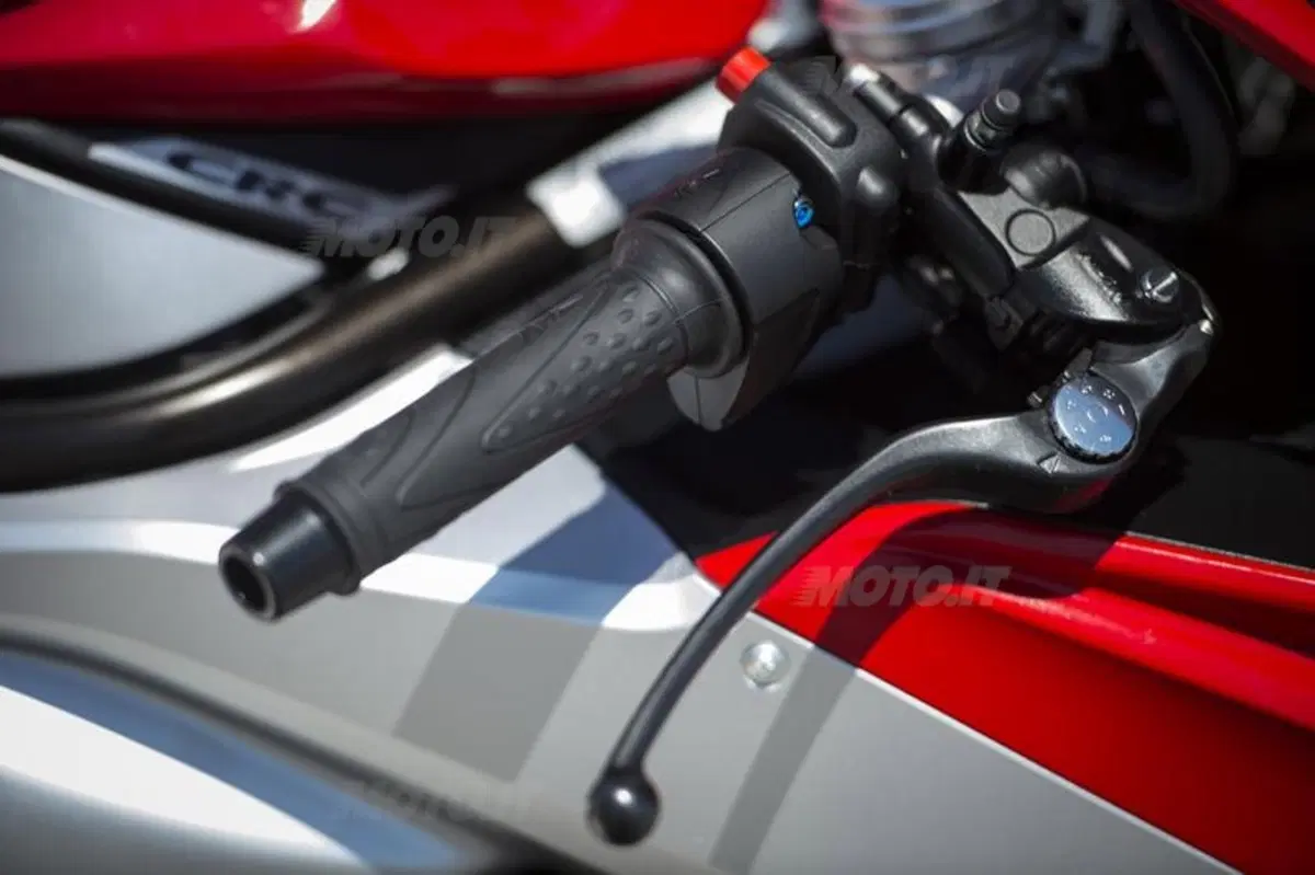 MV Agusta F3 800 (42)