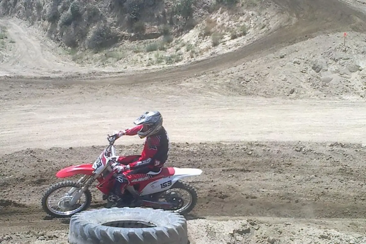 Glen Helen, California: sulla pista di Motocross più celebre d’America (10)
