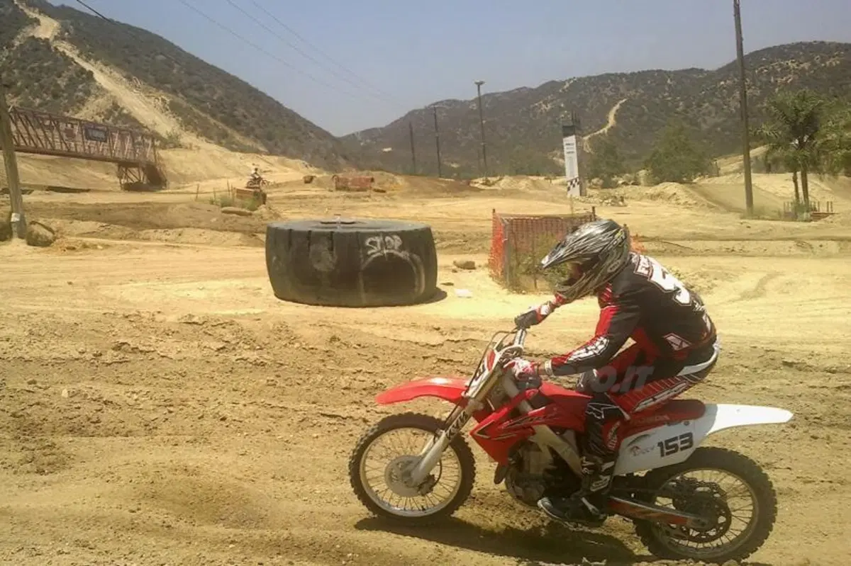 Glen Helen, California: sulla pista di Motocross più celebre d’America (11)