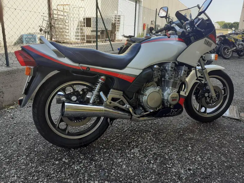 Yamaha Xj900 (3)