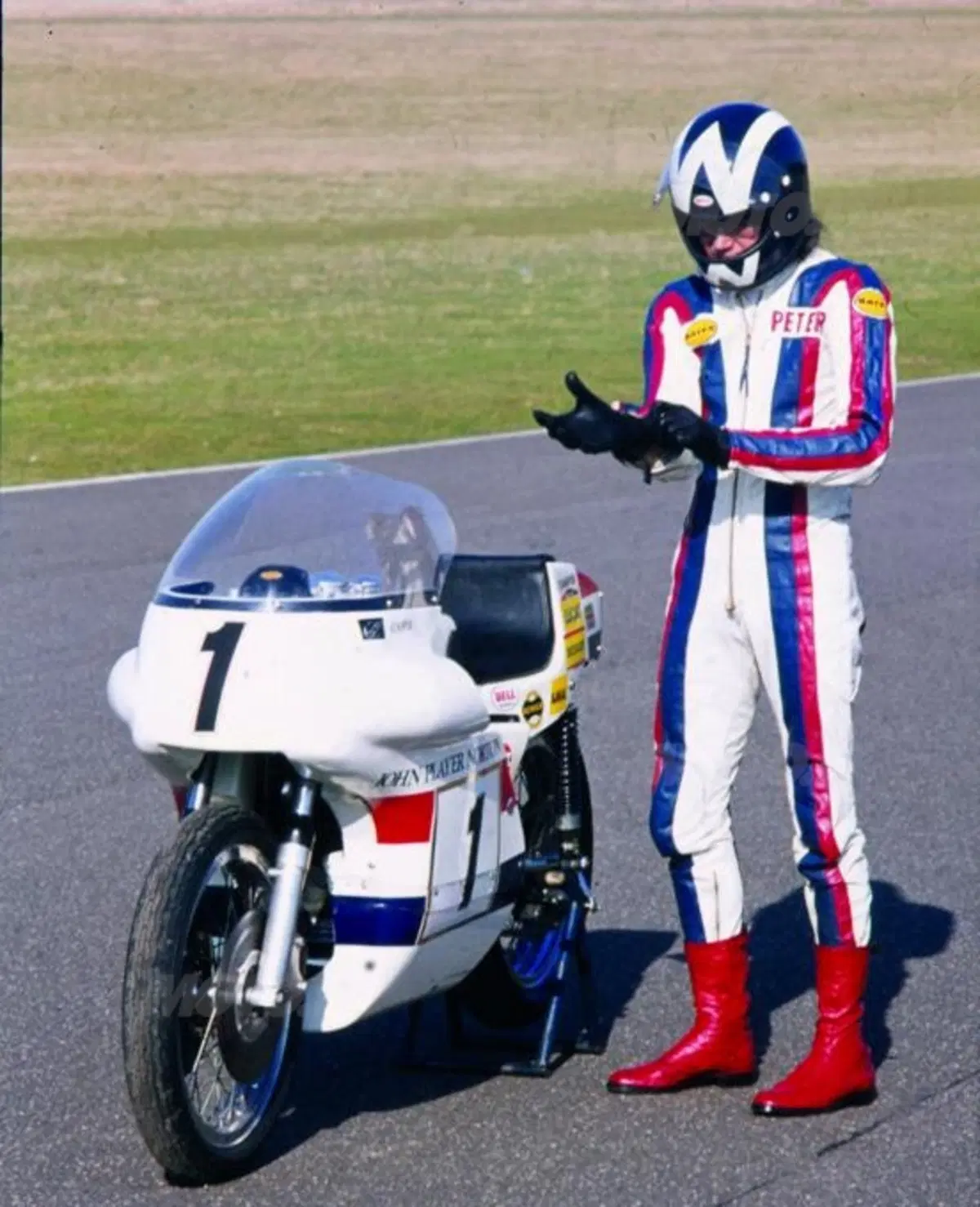 John Player Norton, rivive un mito del TT (14)