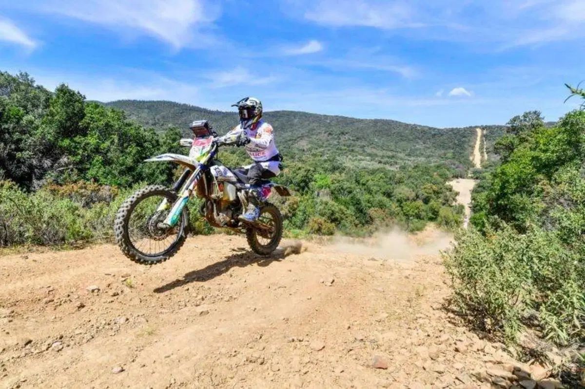 Cerutti dominatore del Motorally a Scarlino. Il nostro Aimone primo nel Challenge Ténéré 700