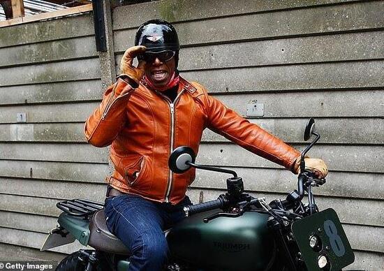 Ian Wright beccato in eccesso di velocità. Sei mesi di sospensione e 1000 sterline di multa