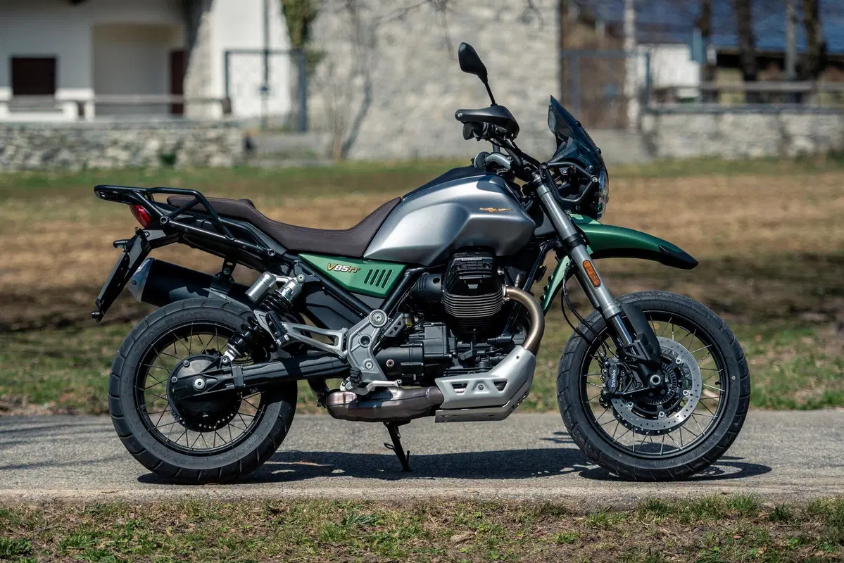 Moto Guzzi V85TT Centenario TEST: vi raccontiamo come va la versione euro 5 (25)